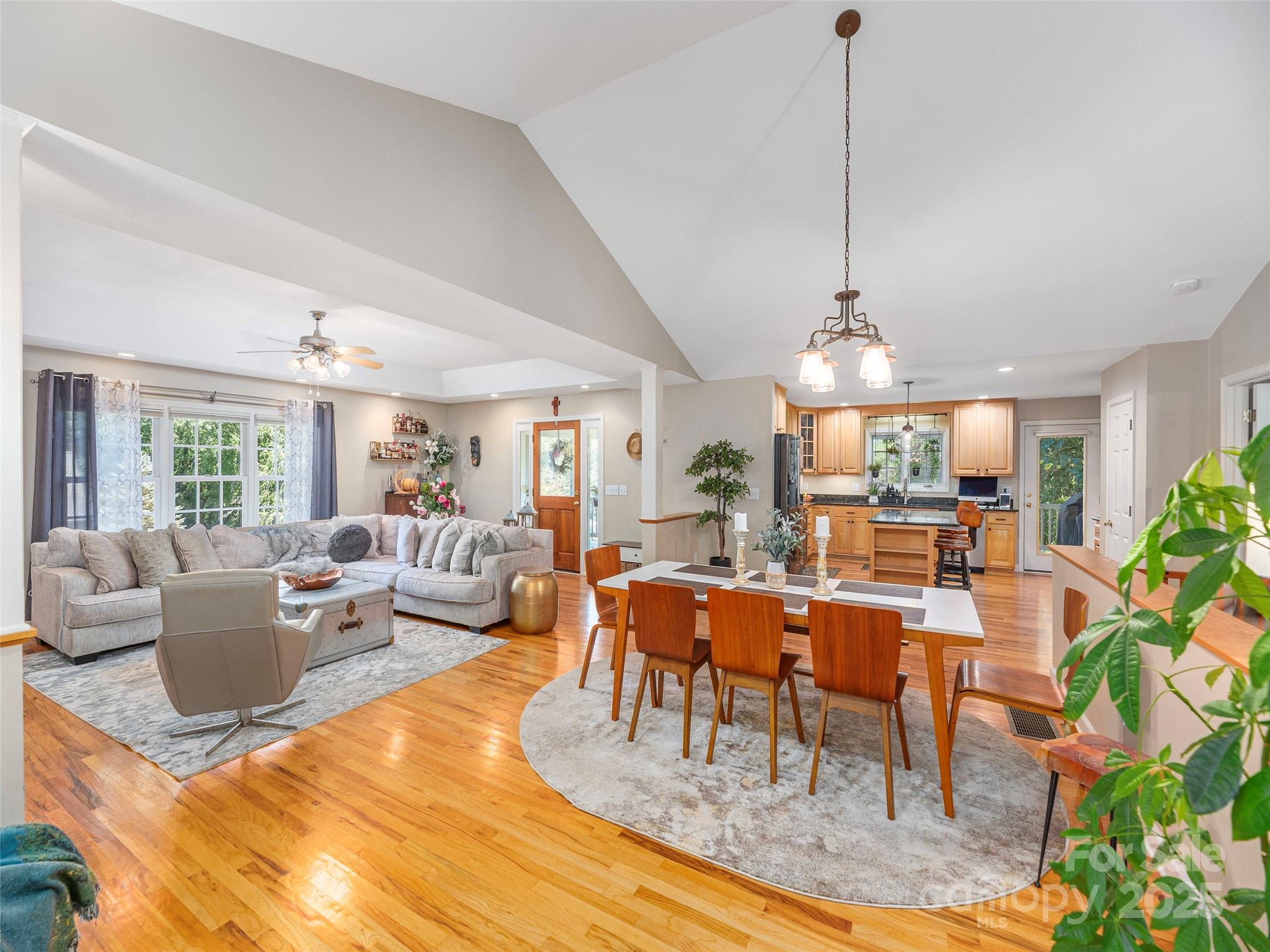 105 Deer Glade Lane Waynesville NC 28786