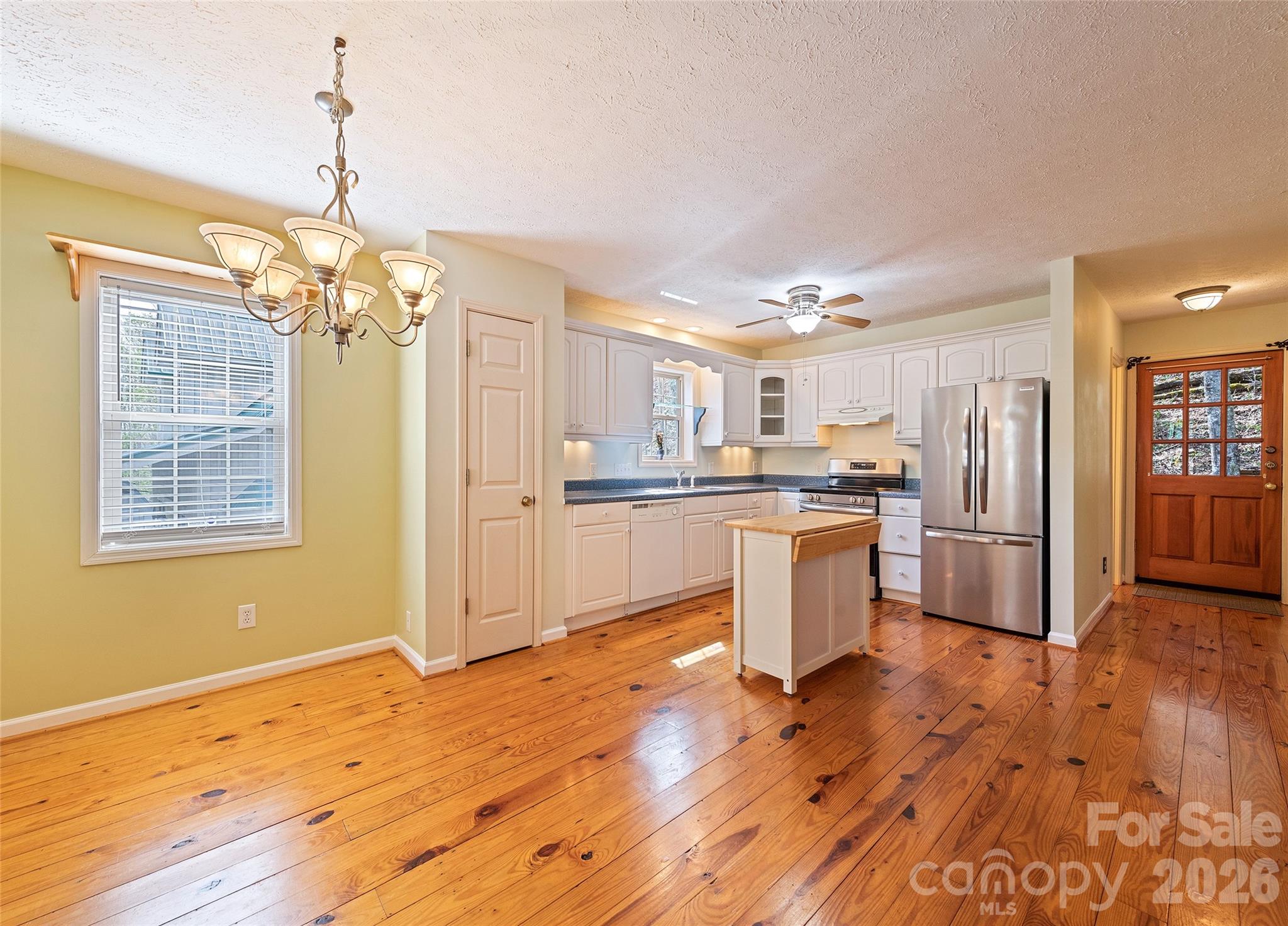 41 Trapper Lane Waynesville NC 28785