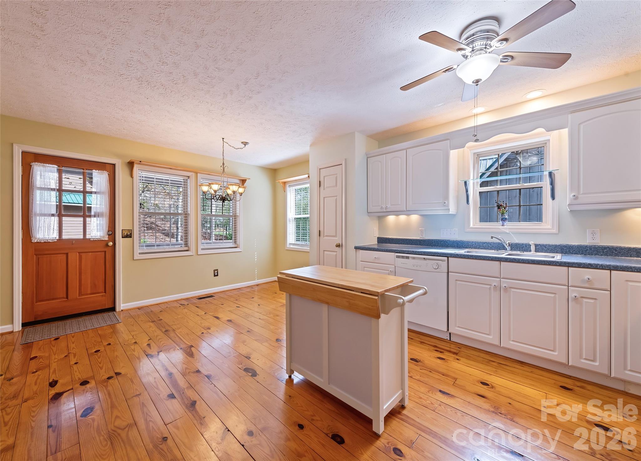 41 Trapper Lane Waynesville NC 28785