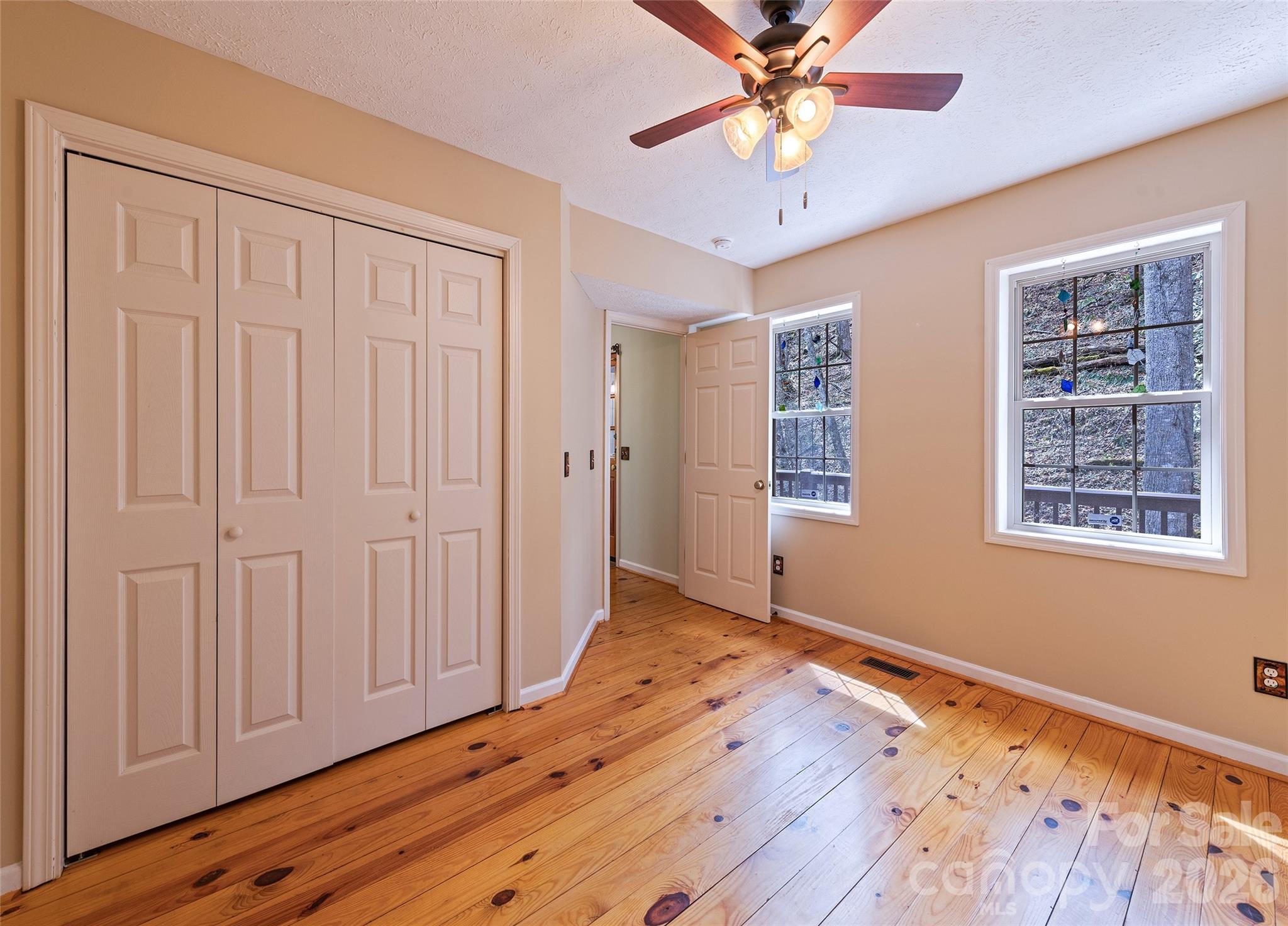41 Trapper Lane Waynesville NC 28785