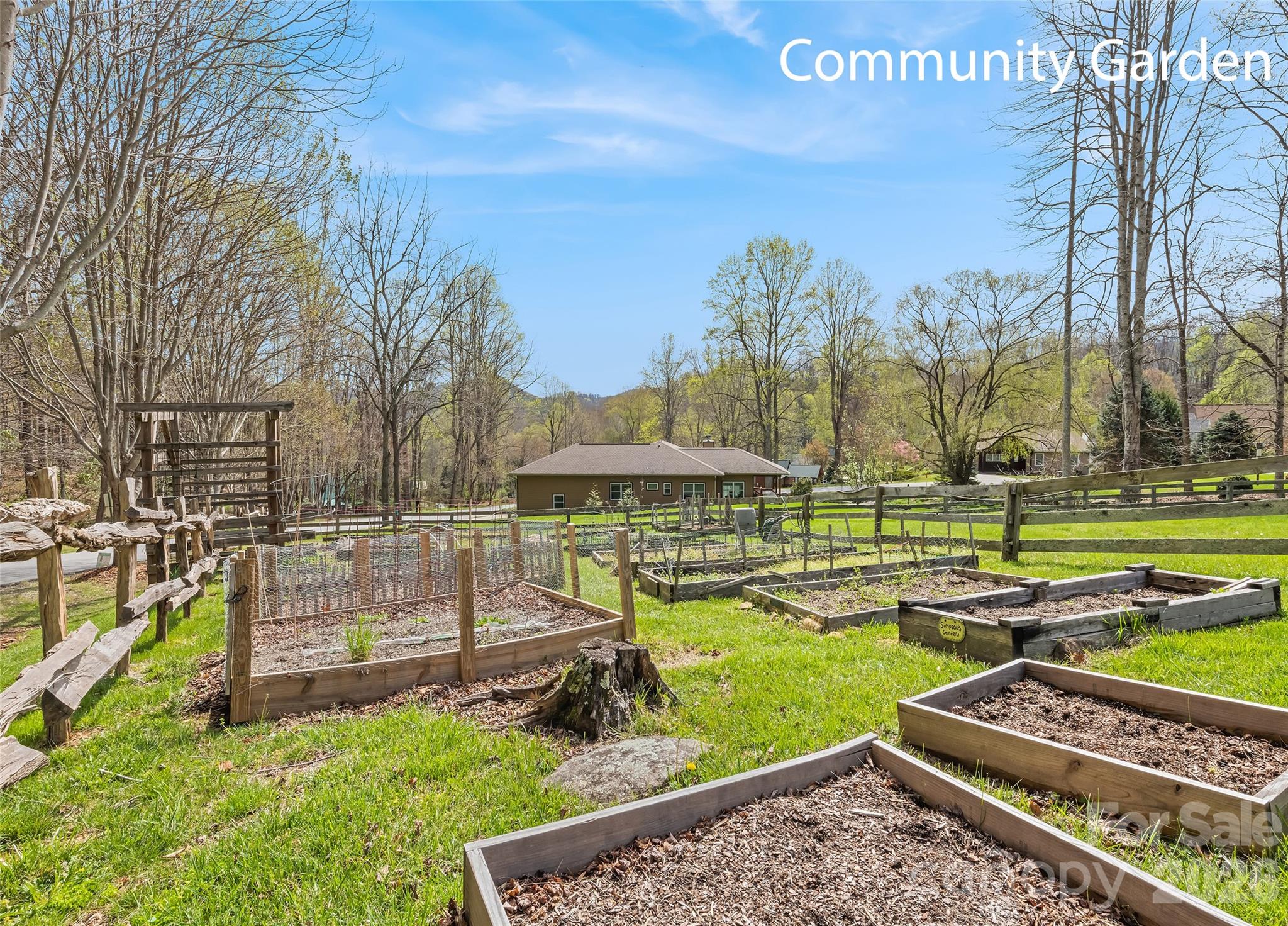 41 Trapper Lane Waynesville NC 28785