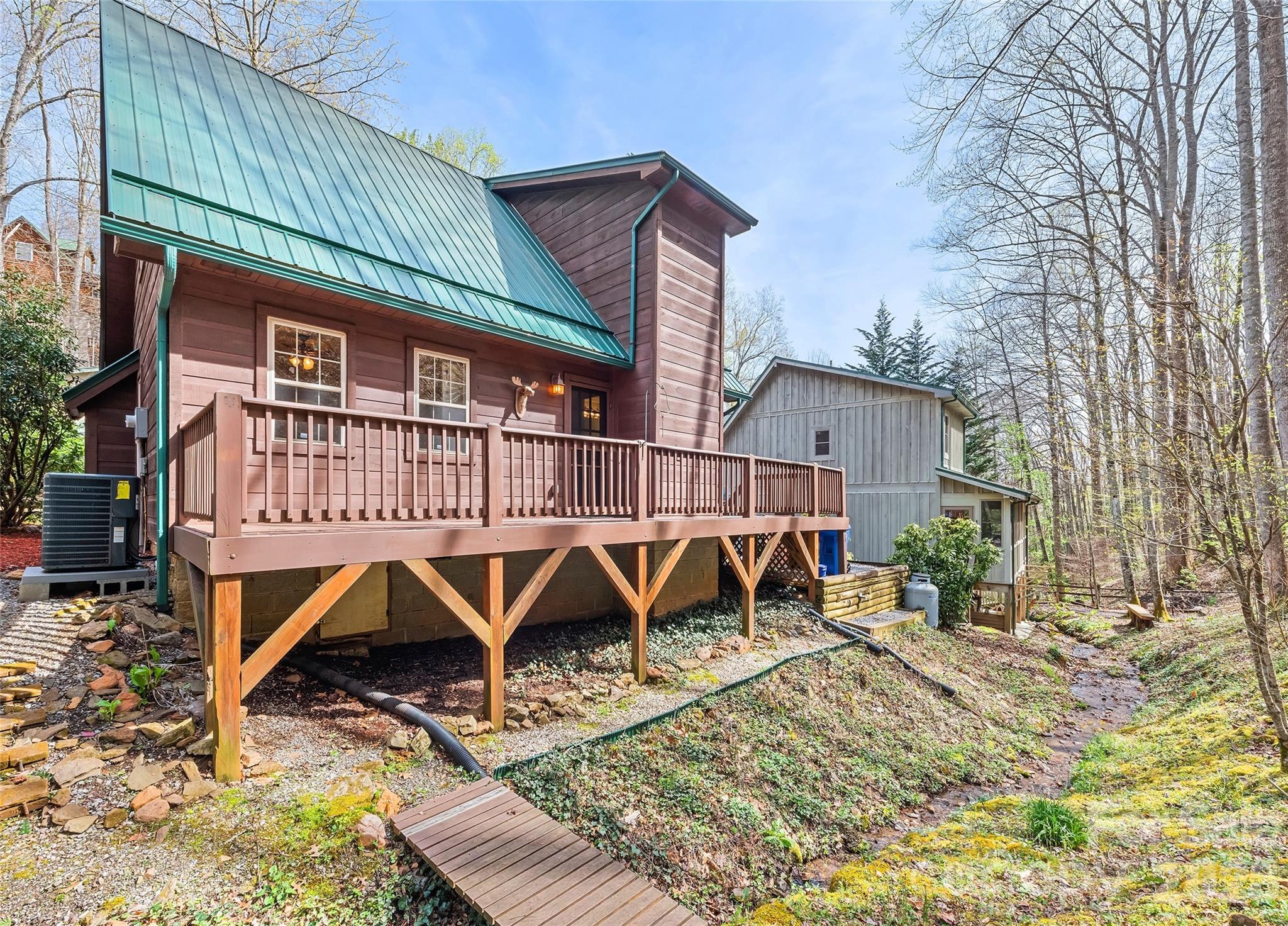 41 Trapper Lane Waynesville NC 28785
