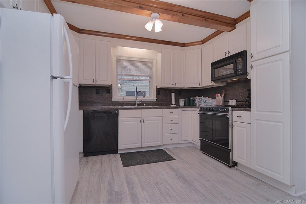 6120 Netherwood Drive Charlotte NC 28210