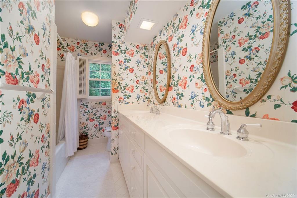 819 Ashmeade Road Charlotte NC 28211
