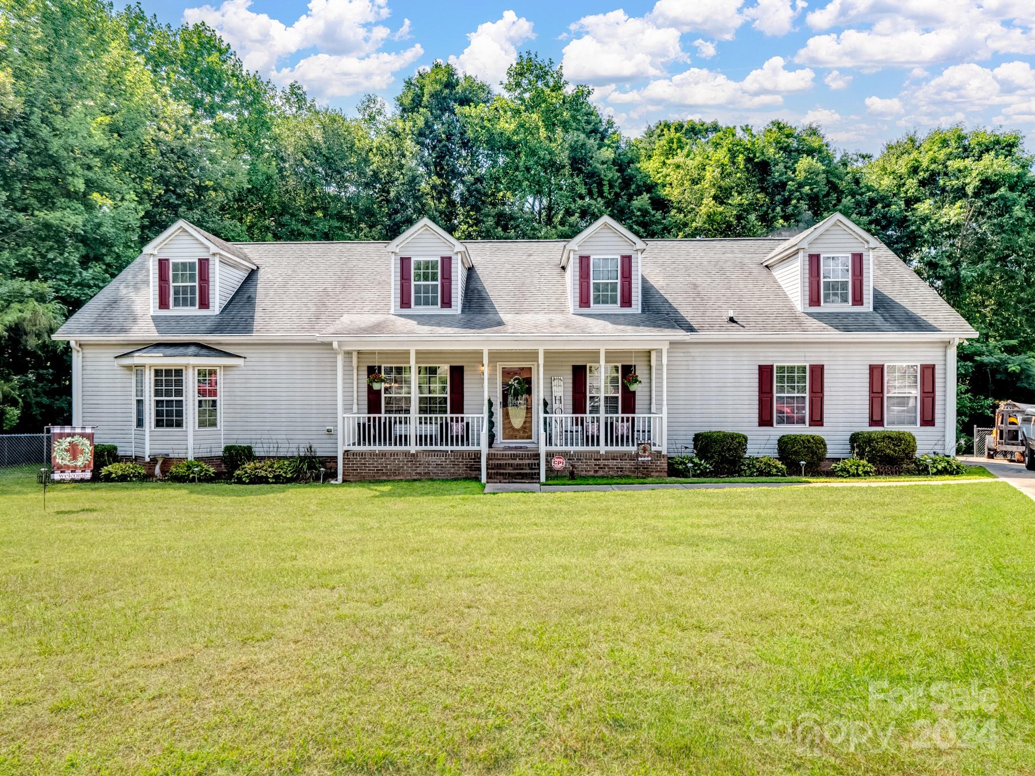 104 Rozelle Court Stanley NC 28164