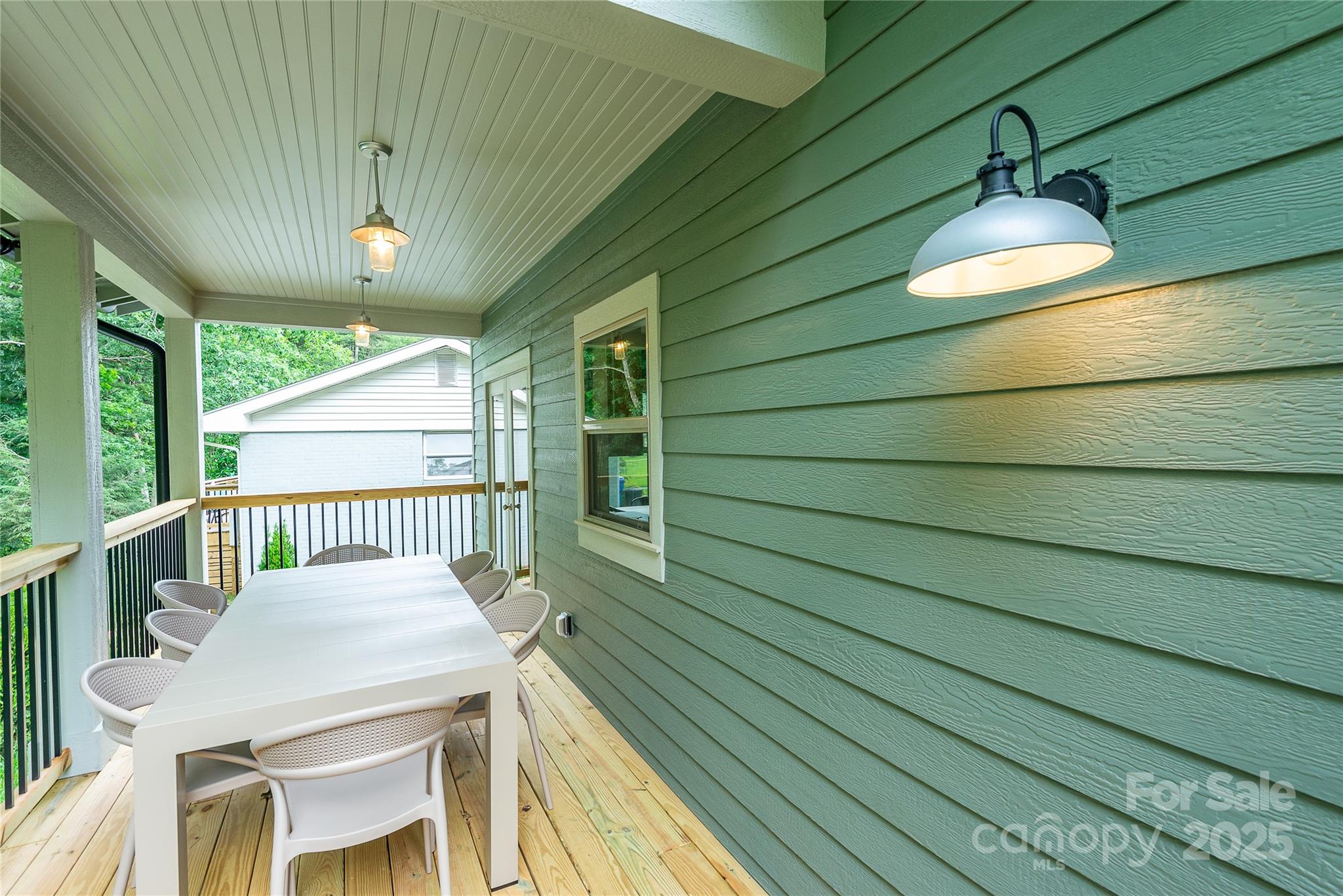 233 Grove Street Brevard NC 28712
