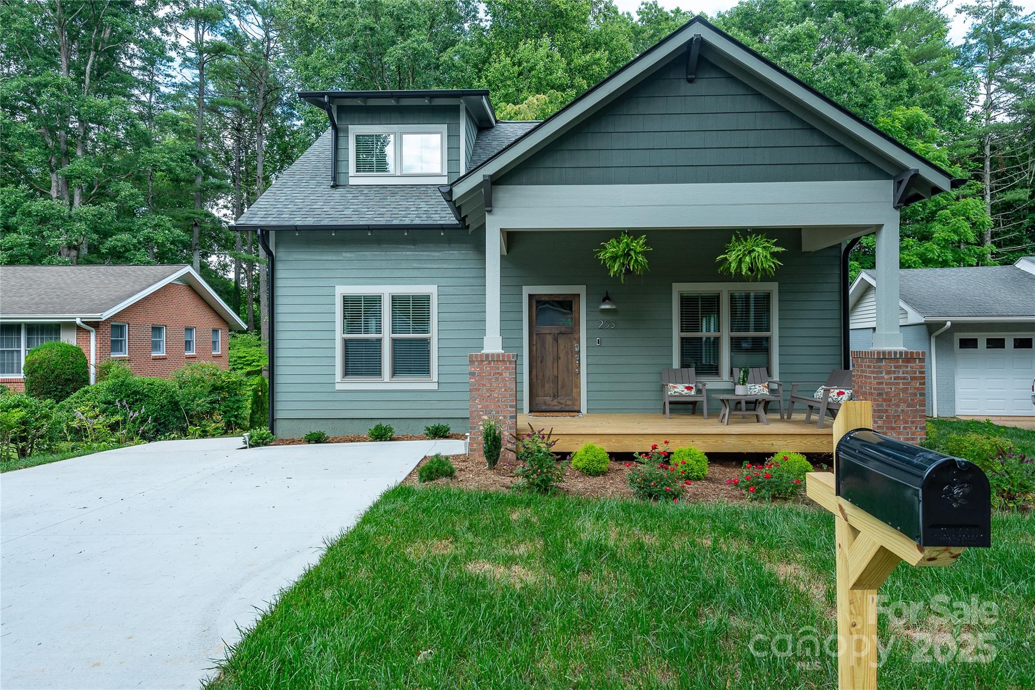 233 Grove Street Brevard NC 28712