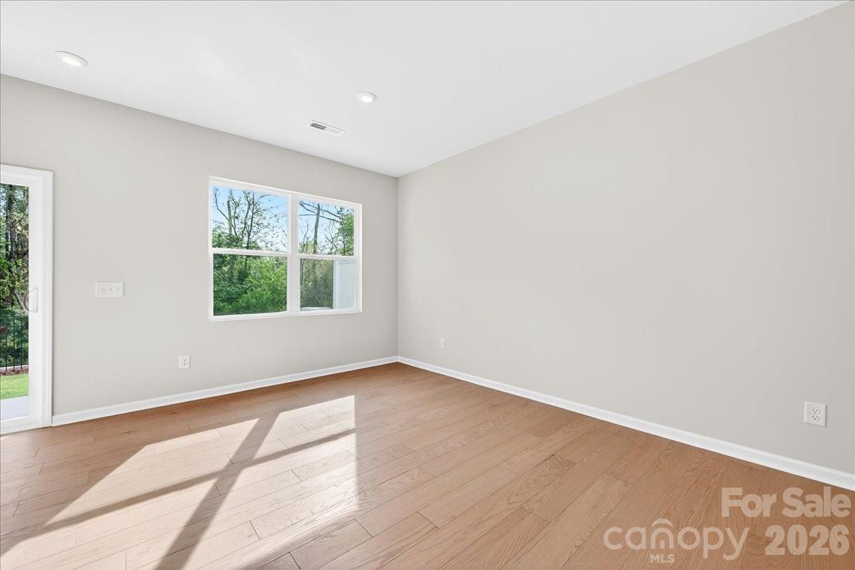 6053 Longar Lane Charlotte NC 28269