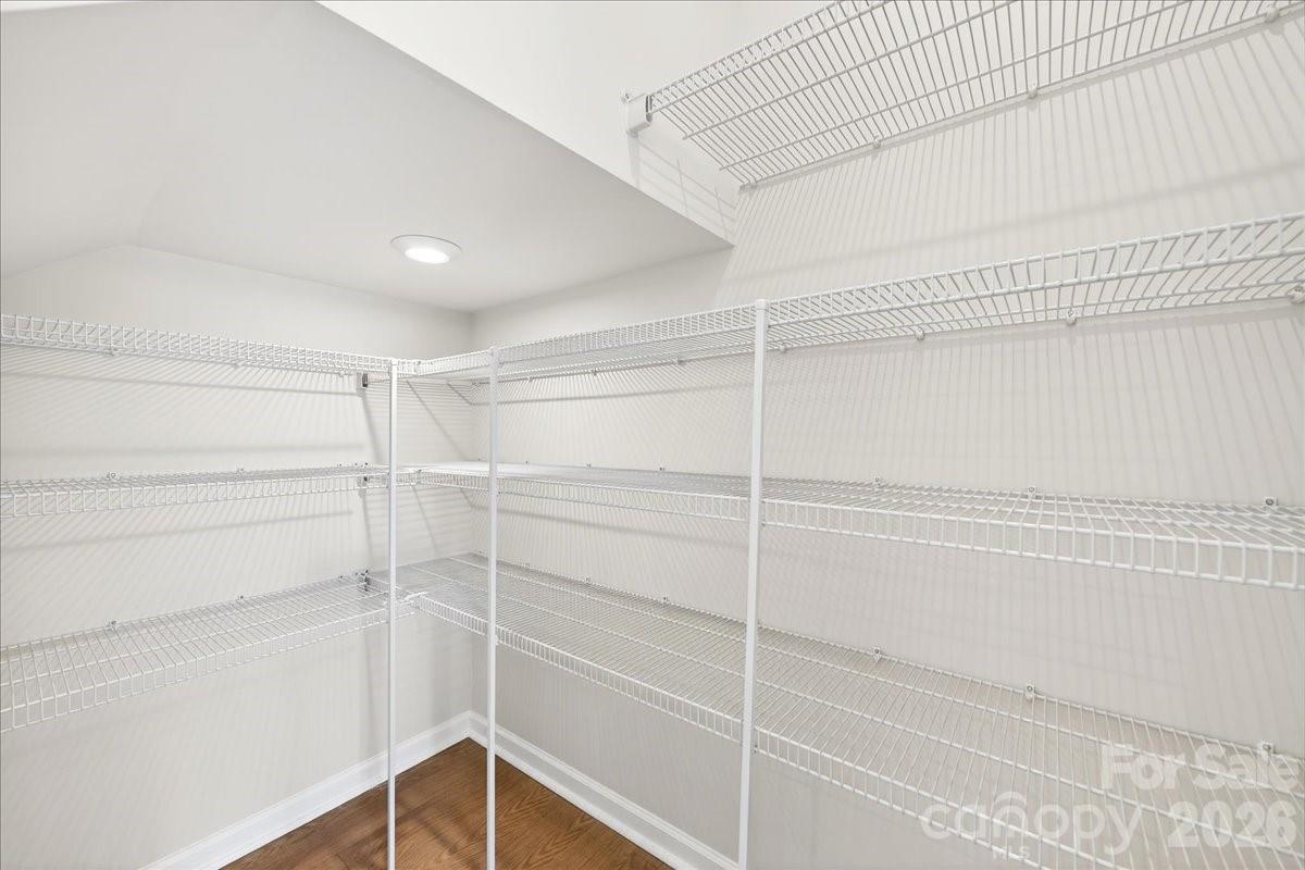 6053 Longar Lane Charlotte NC 28269