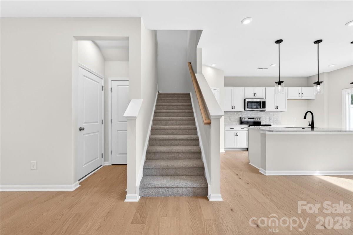 6053 Longar Lane Charlotte NC 28269