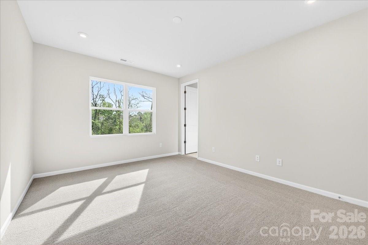6053 Longar Lane Charlotte NC 28269