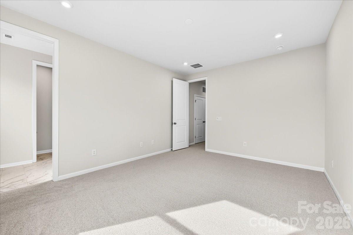 6053 Longar Lane Charlotte NC 28269