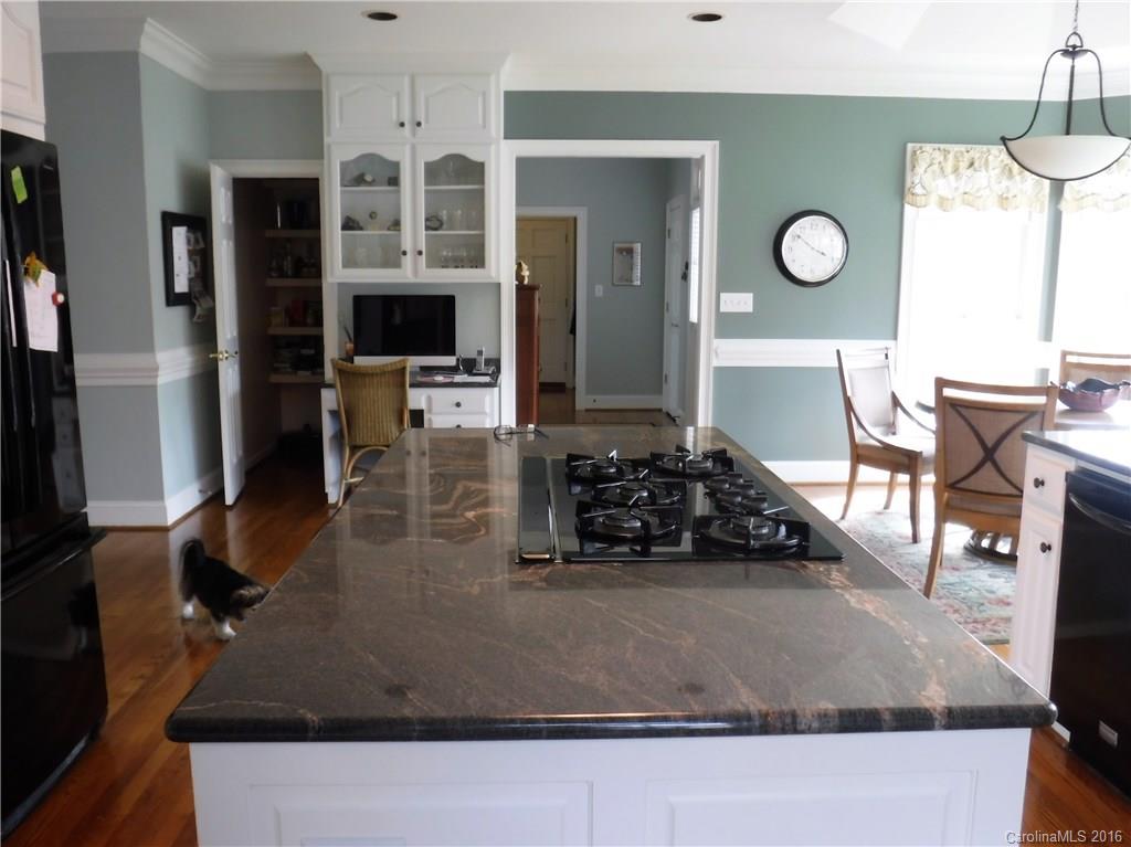 4809 Coburn Court Charlotte NC 28277