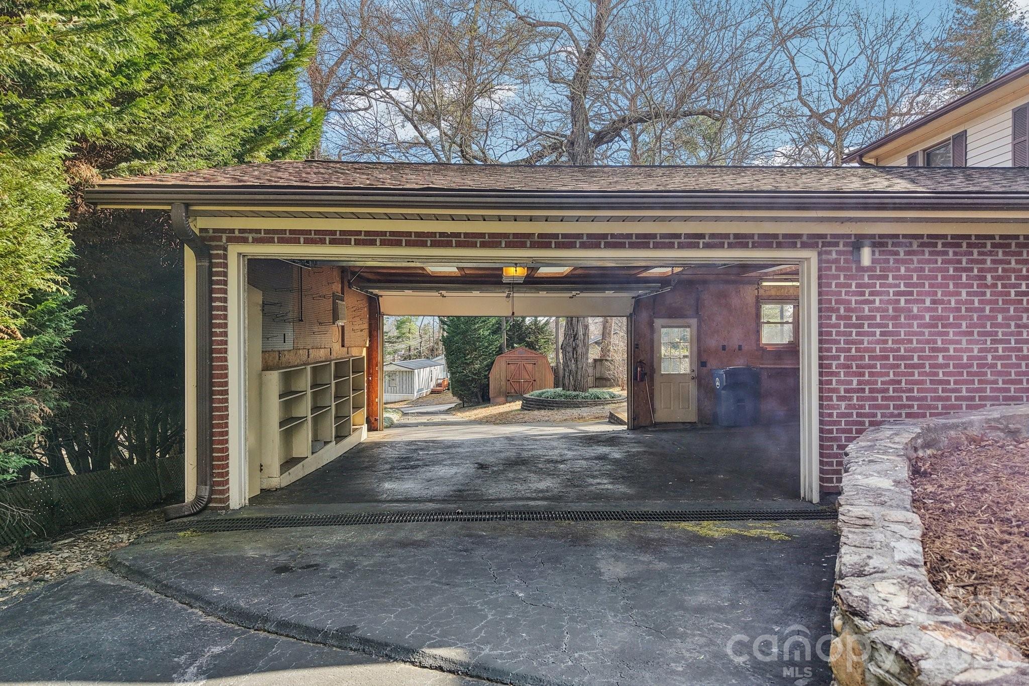 10 S Oak Forest Drive Asheville NC 28803