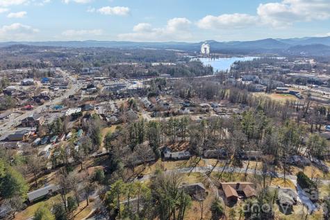 10 S Oak Forest Drive Asheville NC 28803