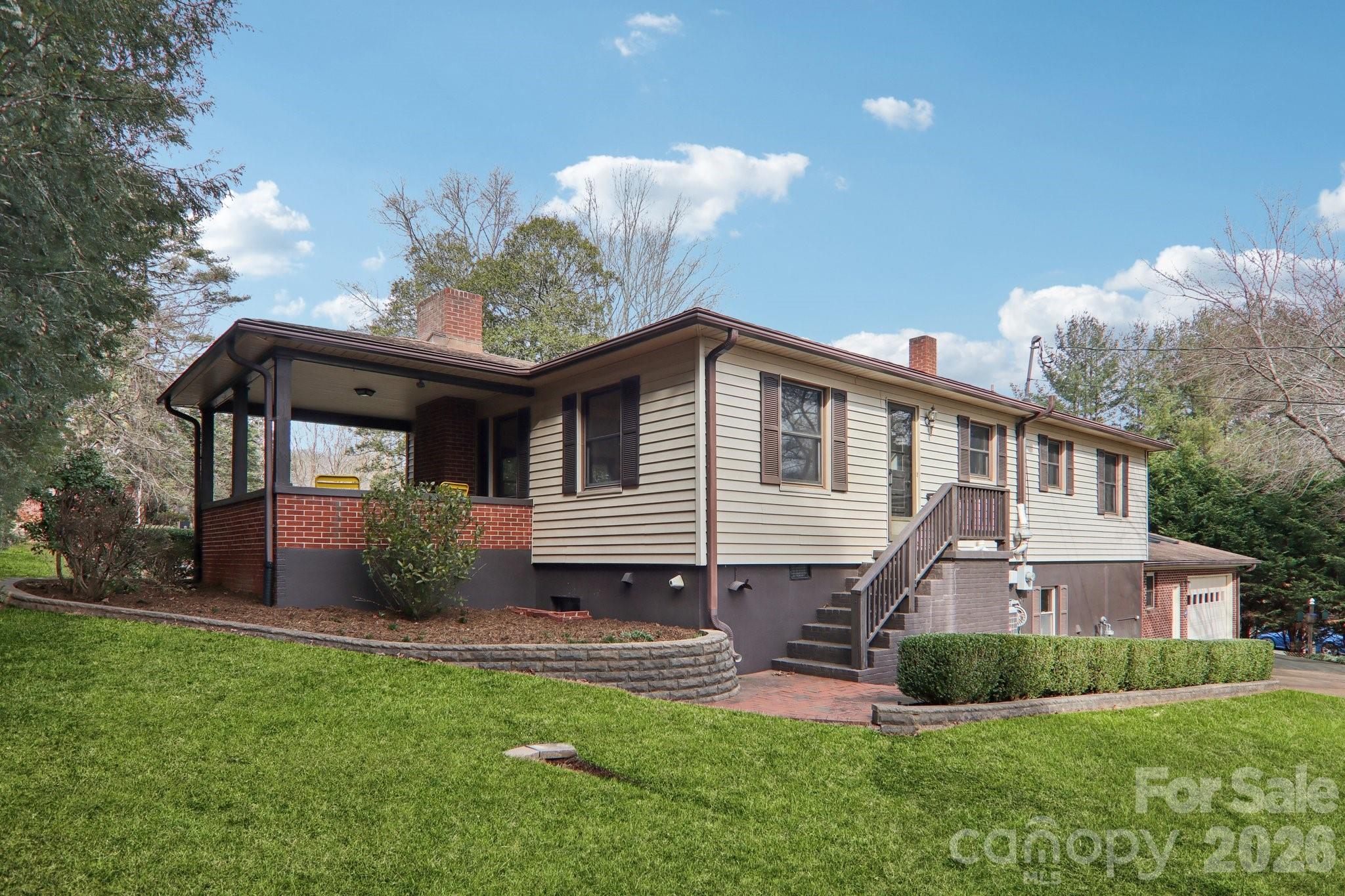 10 S Oak Forest Drive Asheville NC 28803