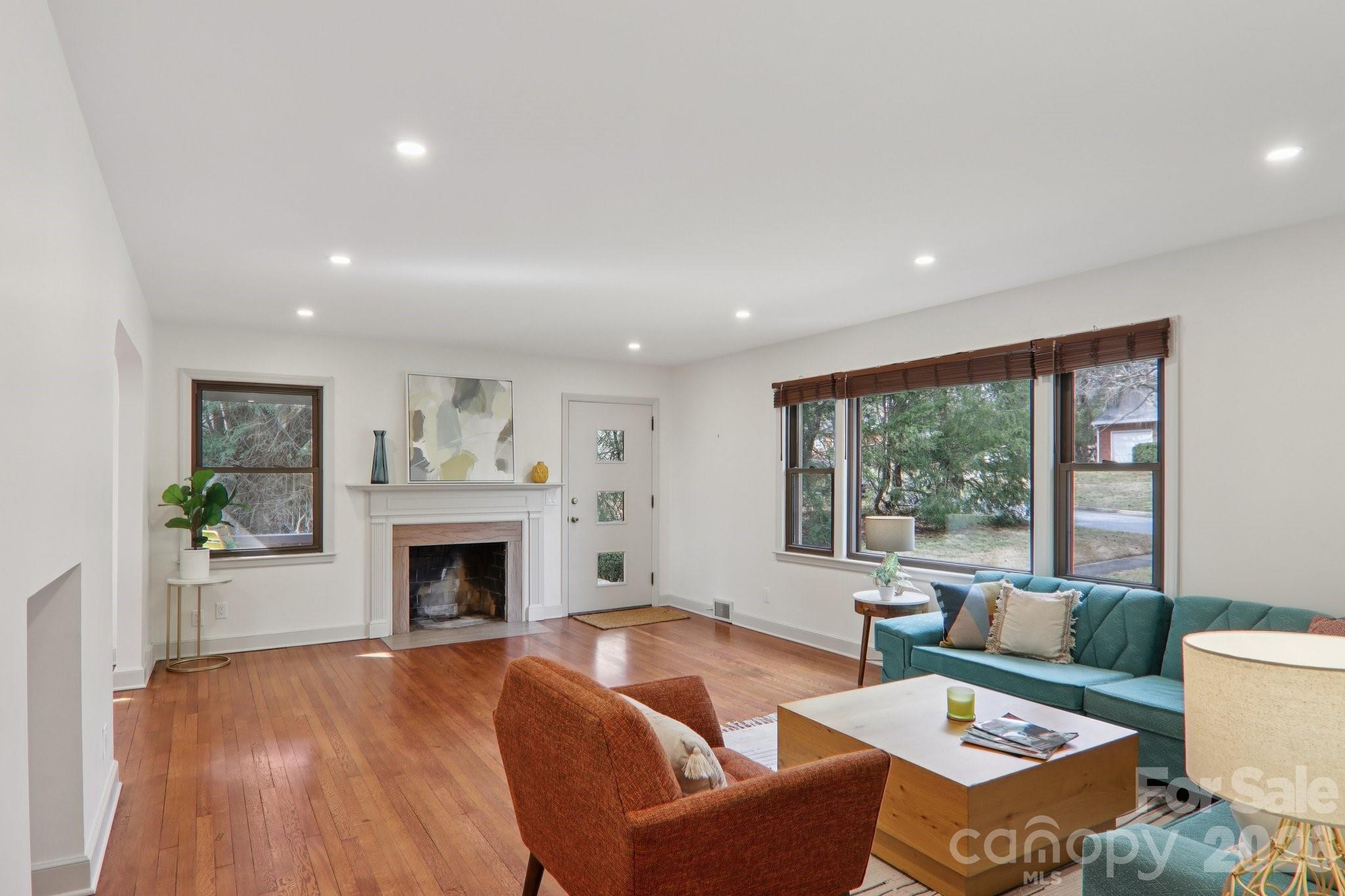 10 S Oak Forest Drive Asheville NC 28803