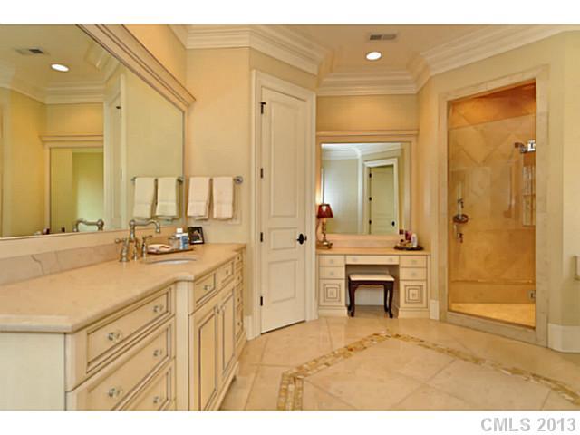 3925 Silver Bell Drive Charlotte NC 28211