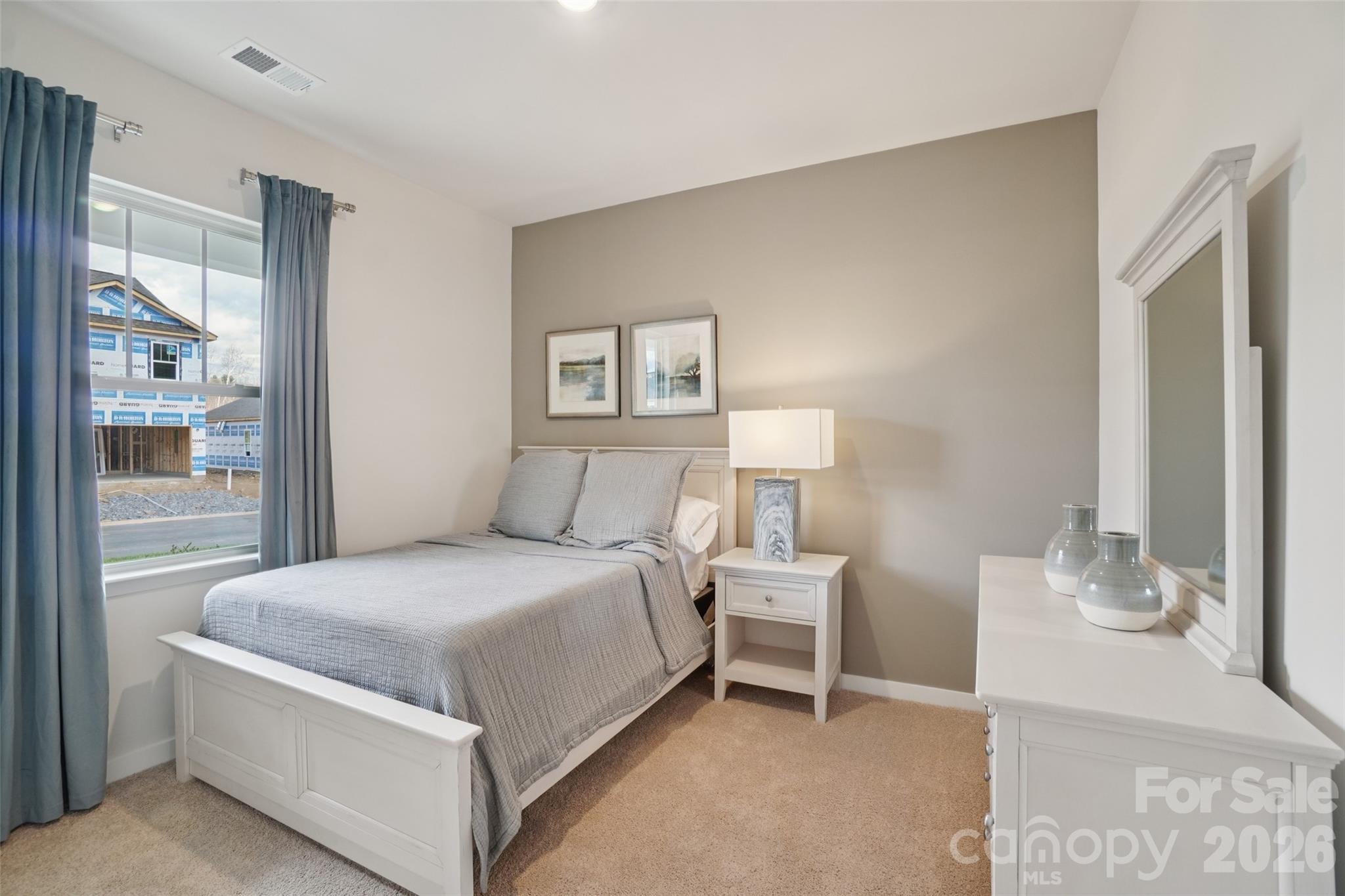 628 Country Oak Drive Asheville NC 28804