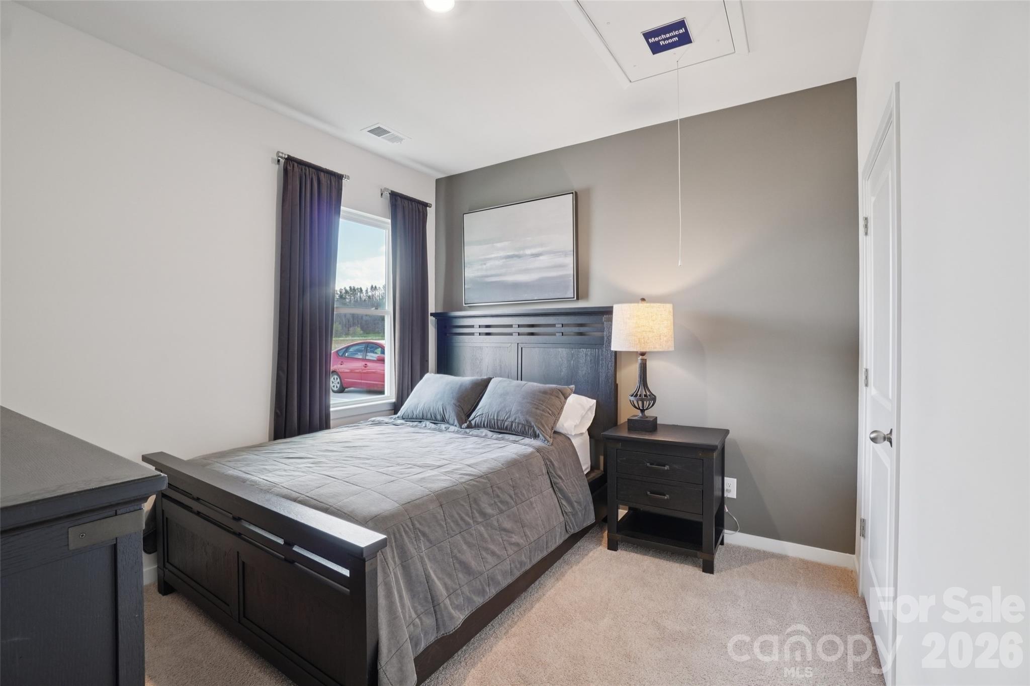 628 Country Oak Drive Asheville NC 28804