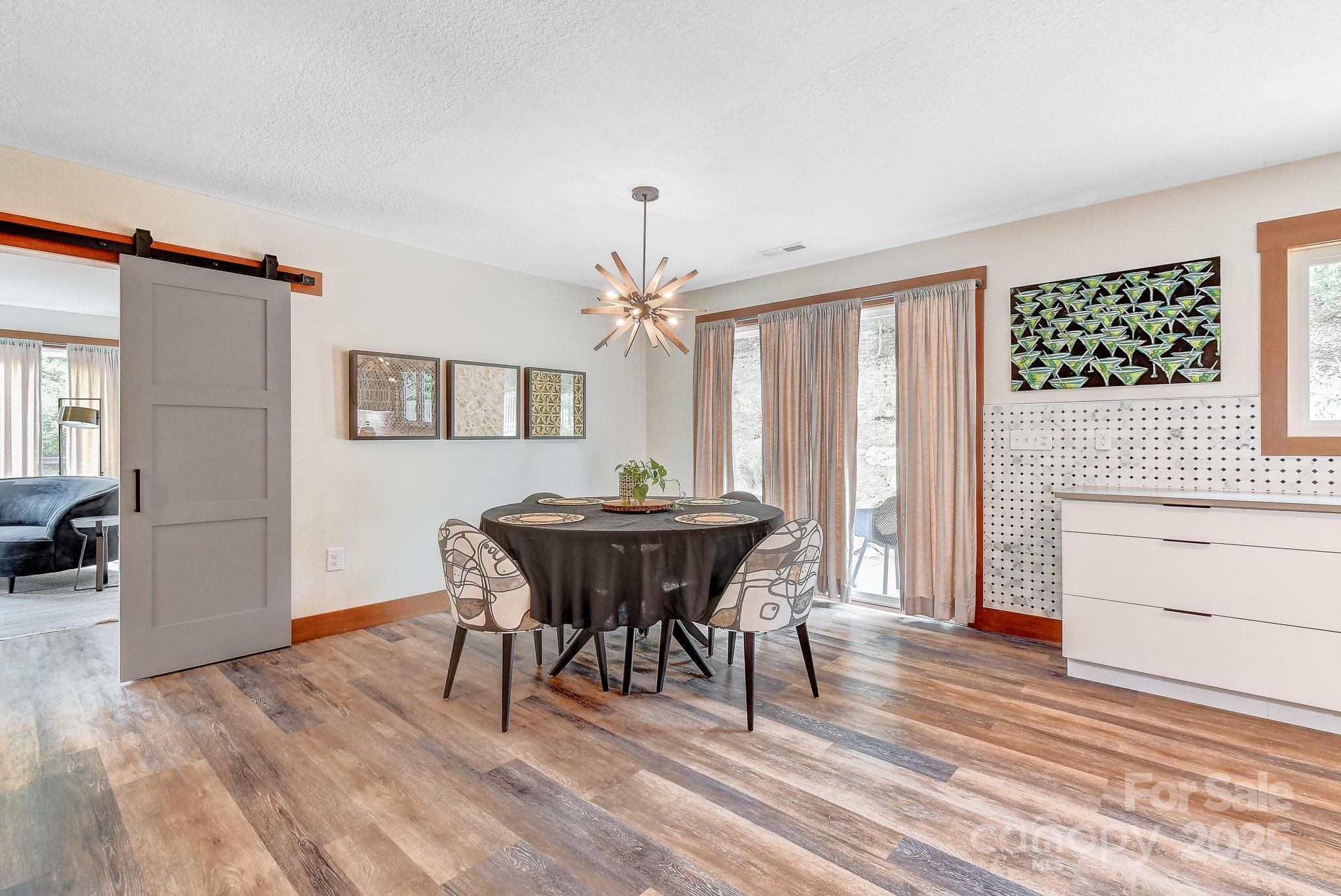 9 Oakwood Drive Weaverville NC 28787