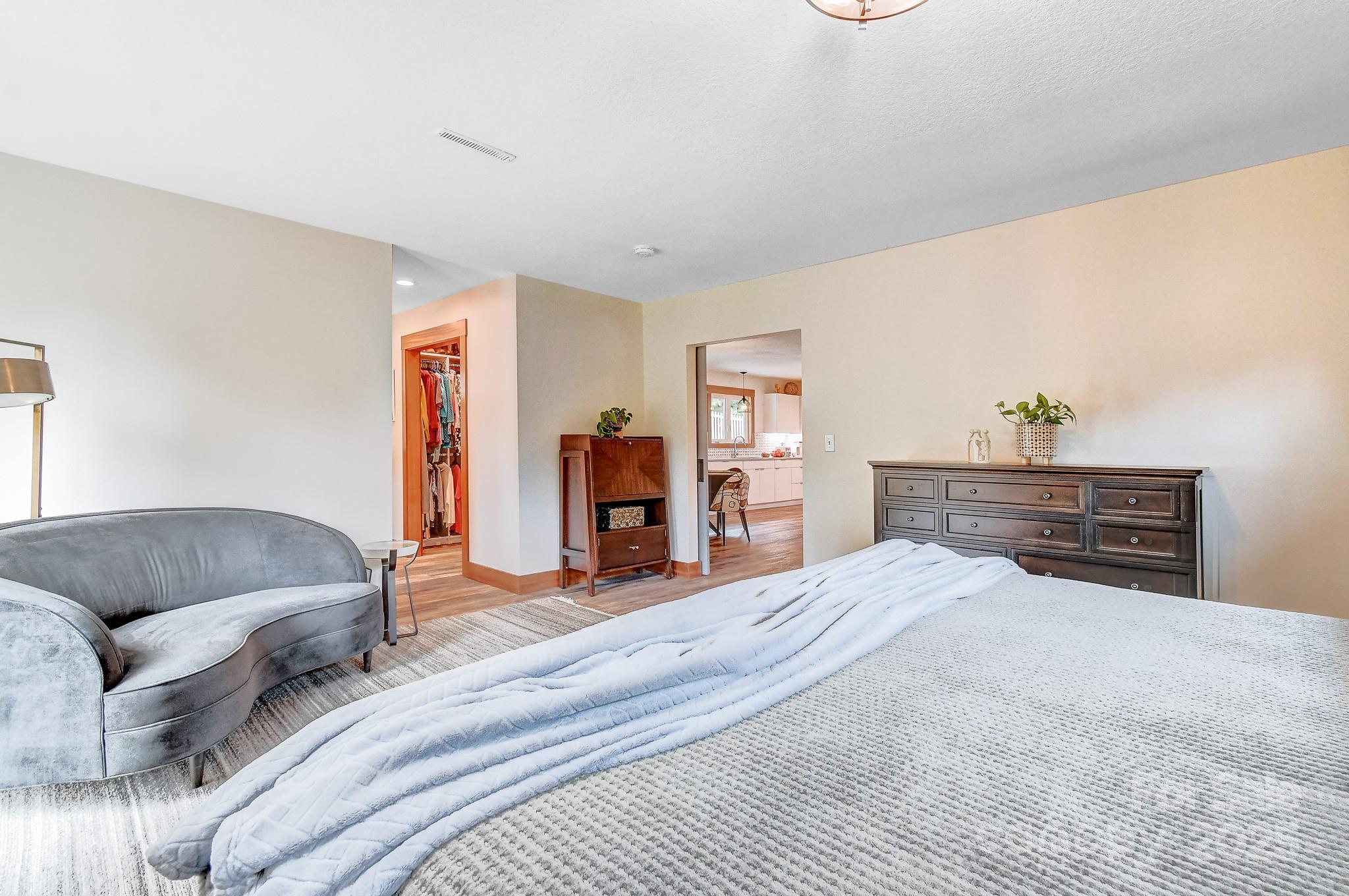 9 Oakwood Drive Weaverville NC 28787