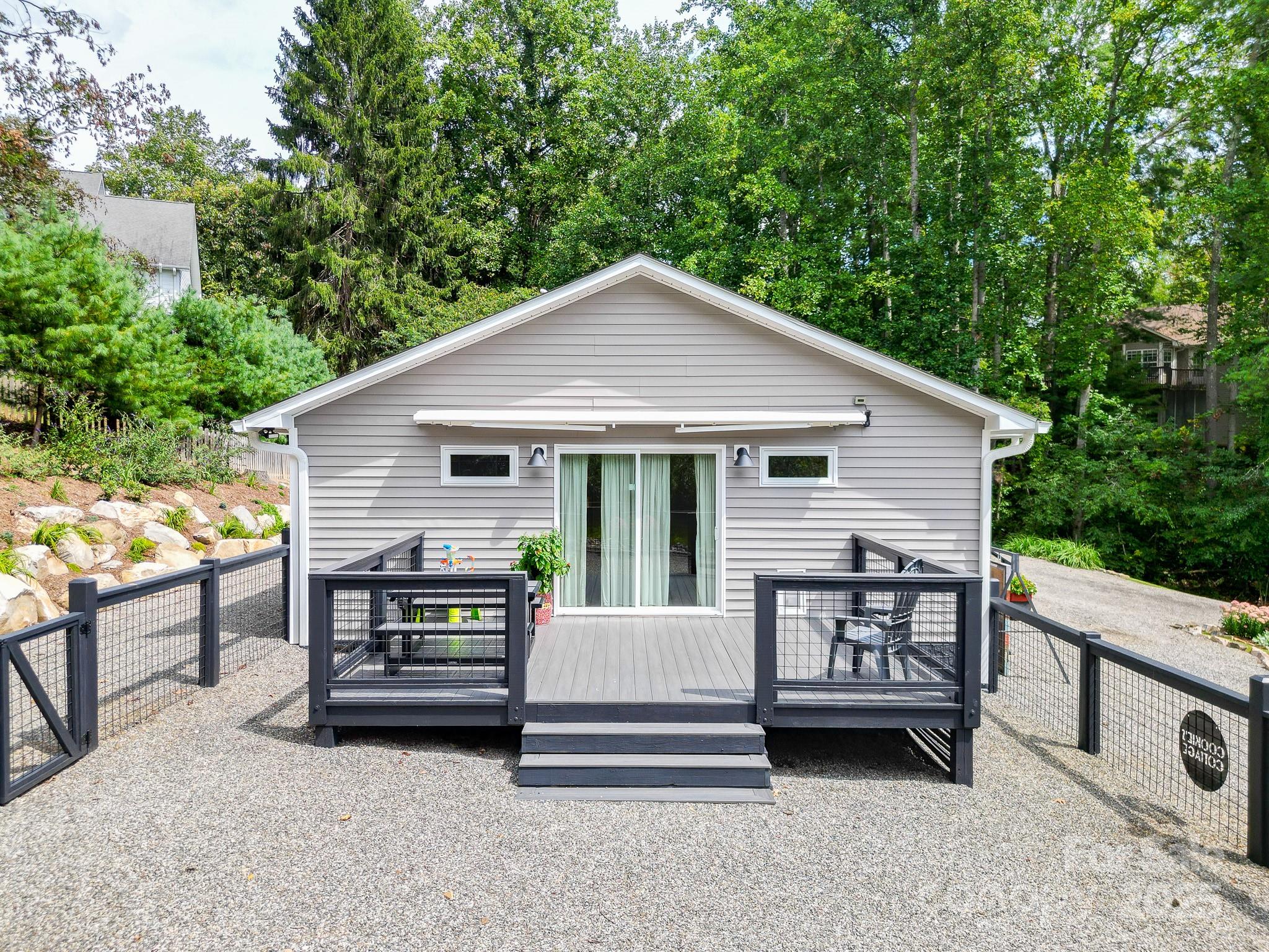 9 Oakwood Drive Weaverville NC 28787