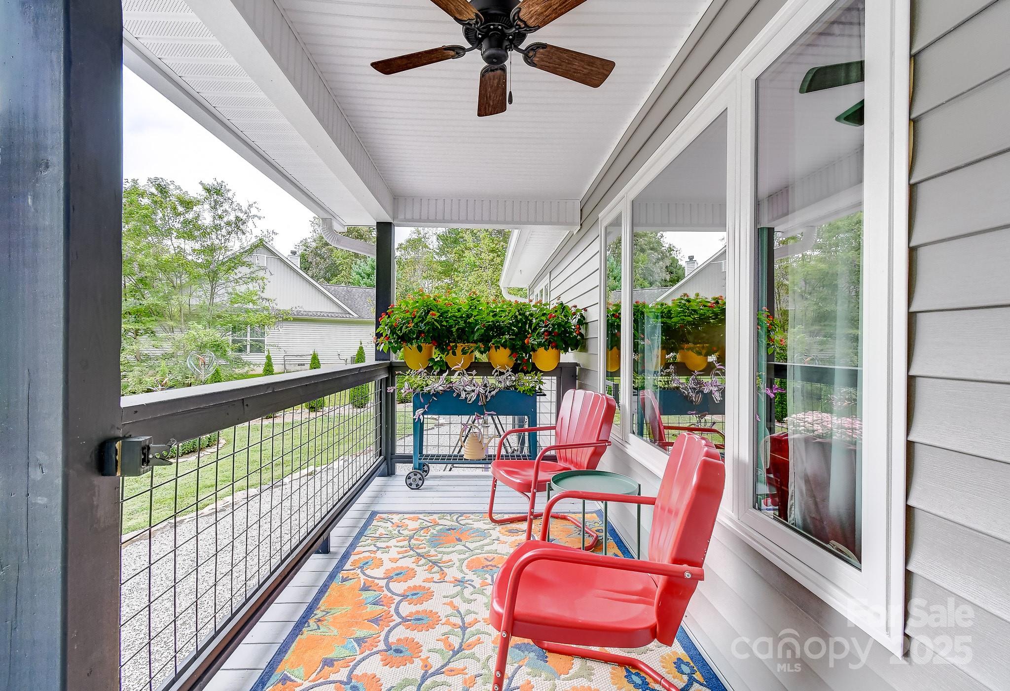 9 Oakwood Drive Weaverville NC 28787