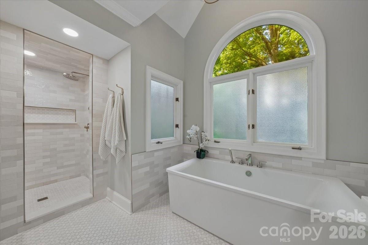 5631 Colony Road Charlotte NC 28226