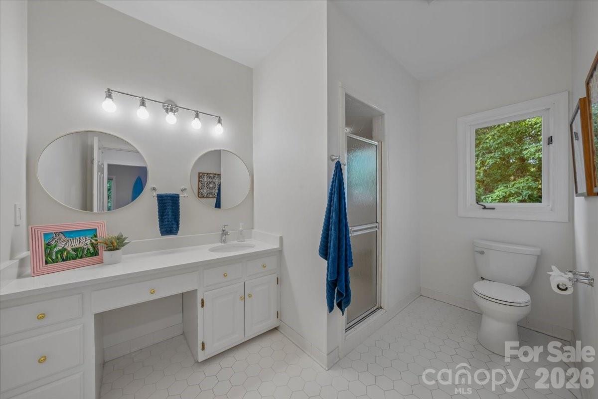 5631 Colony Road Charlotte NC 28226