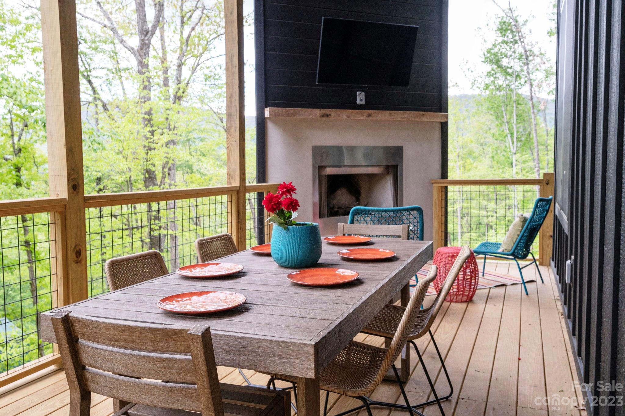 403 Georgia June Lane Swannanoa NC 28778