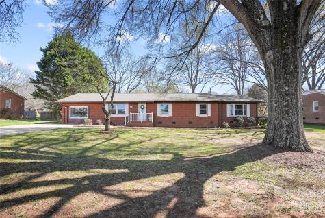 846 S Magnolia Street Mooresville NC 28115