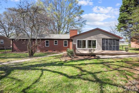 846 S Magnolia Street Mooresville NC 28115