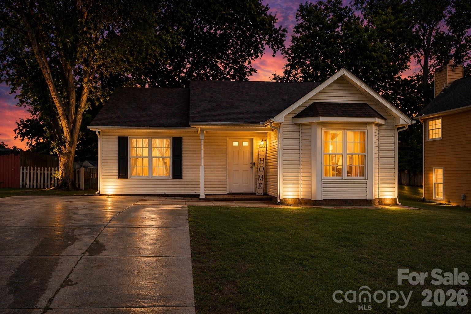 7442 Crestside Lane Charlotte NC 28227
