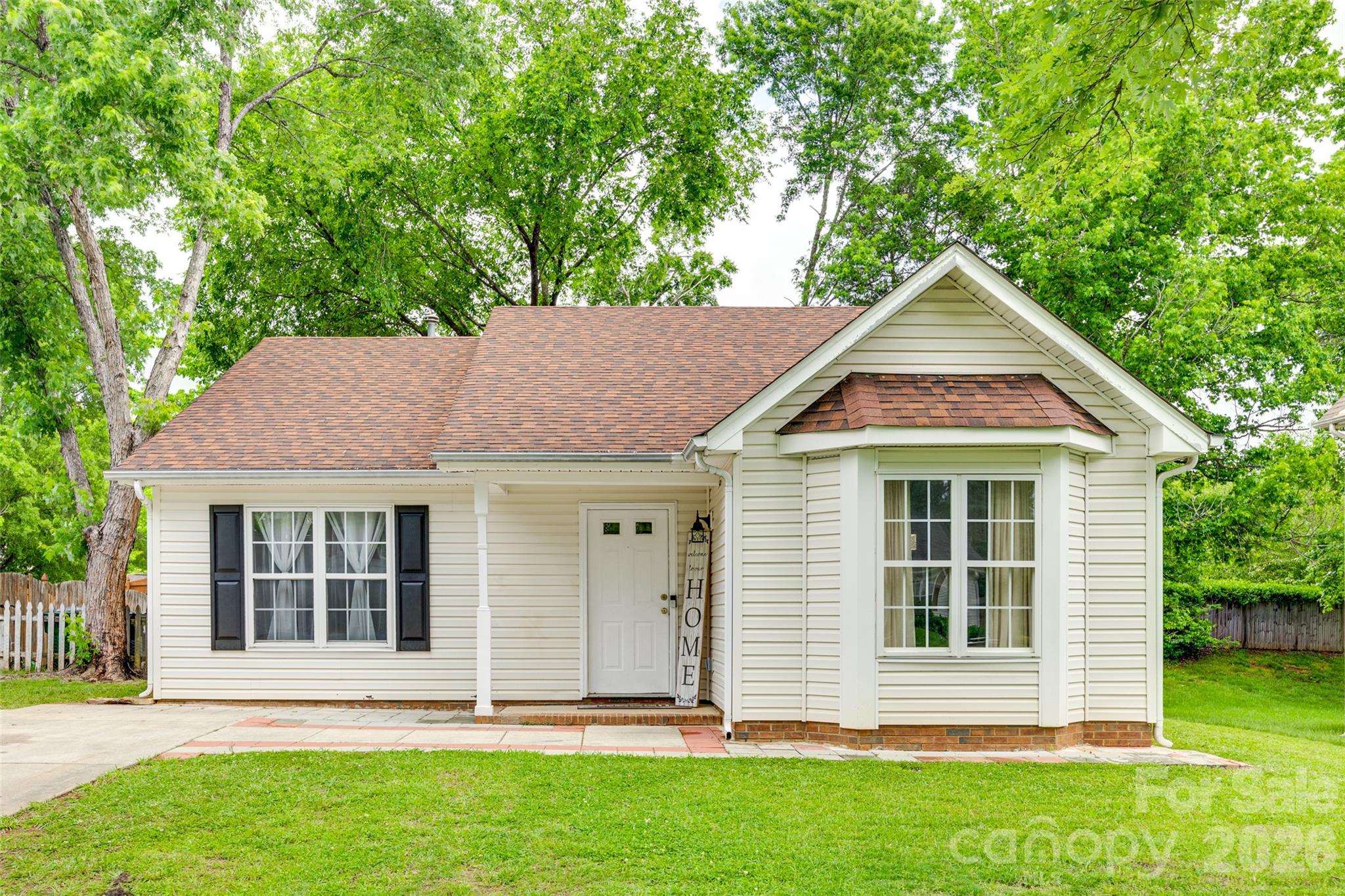 7442 Crestside Lane Charlotte NC 28227