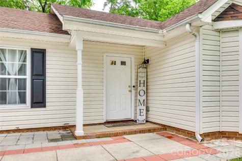 7442 Crestside Lane Charlotte NC 28227