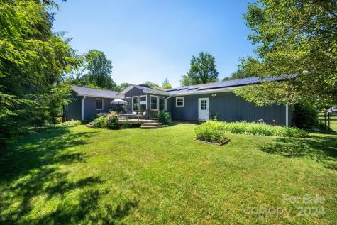 17 Braddock Way Asheville NC 28803