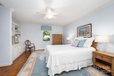 17 Braddock Way Asheville NC 28803