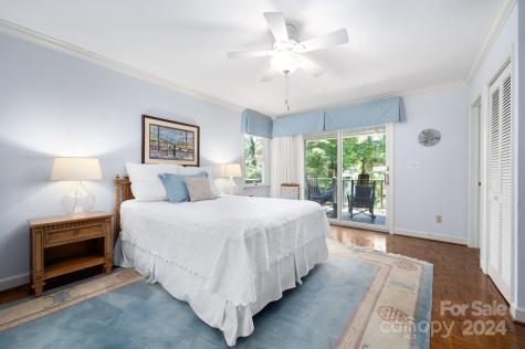 17 Braddock Way Asheville NC 28803