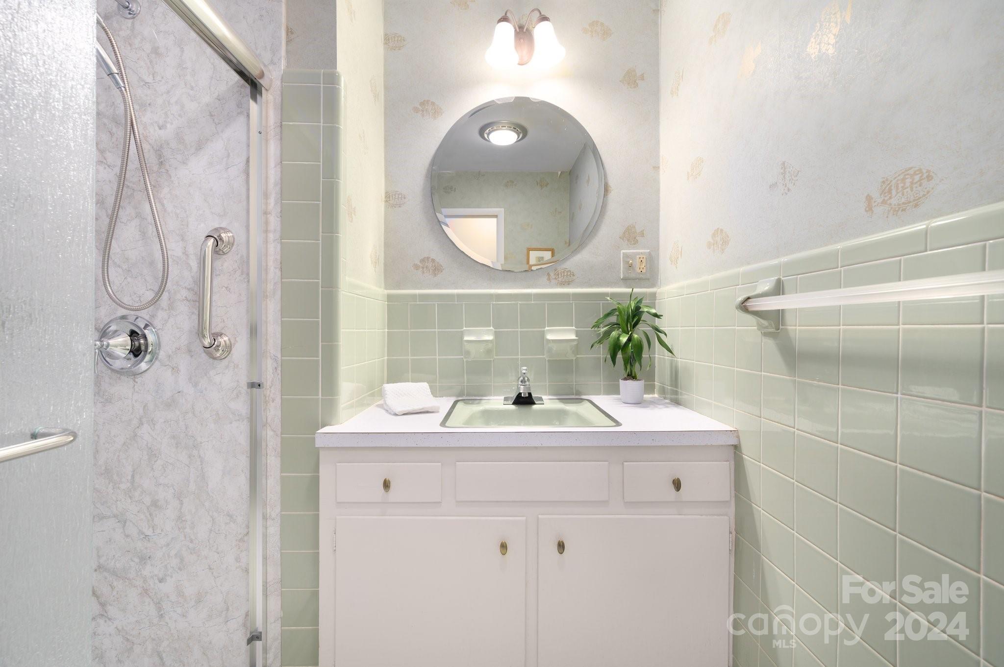 17 Braddock Way Asheville NC 28803