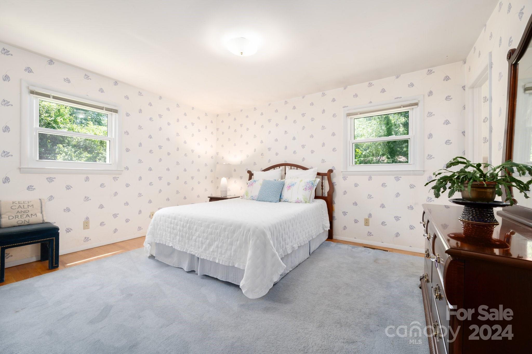 17 Braddock Way Asheville NC 28803