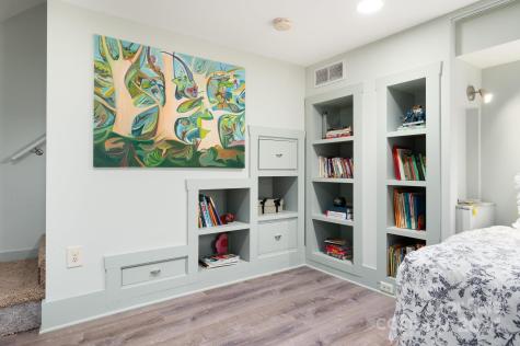 17 Braddock Way Asheville NC 28803