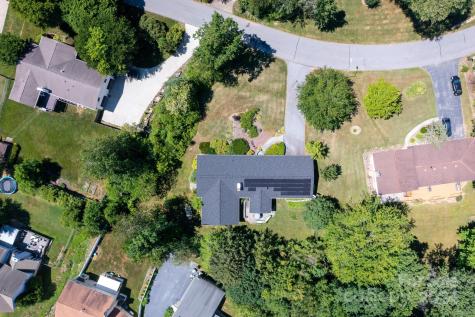 17 Braddock Way Asheville NC 28803