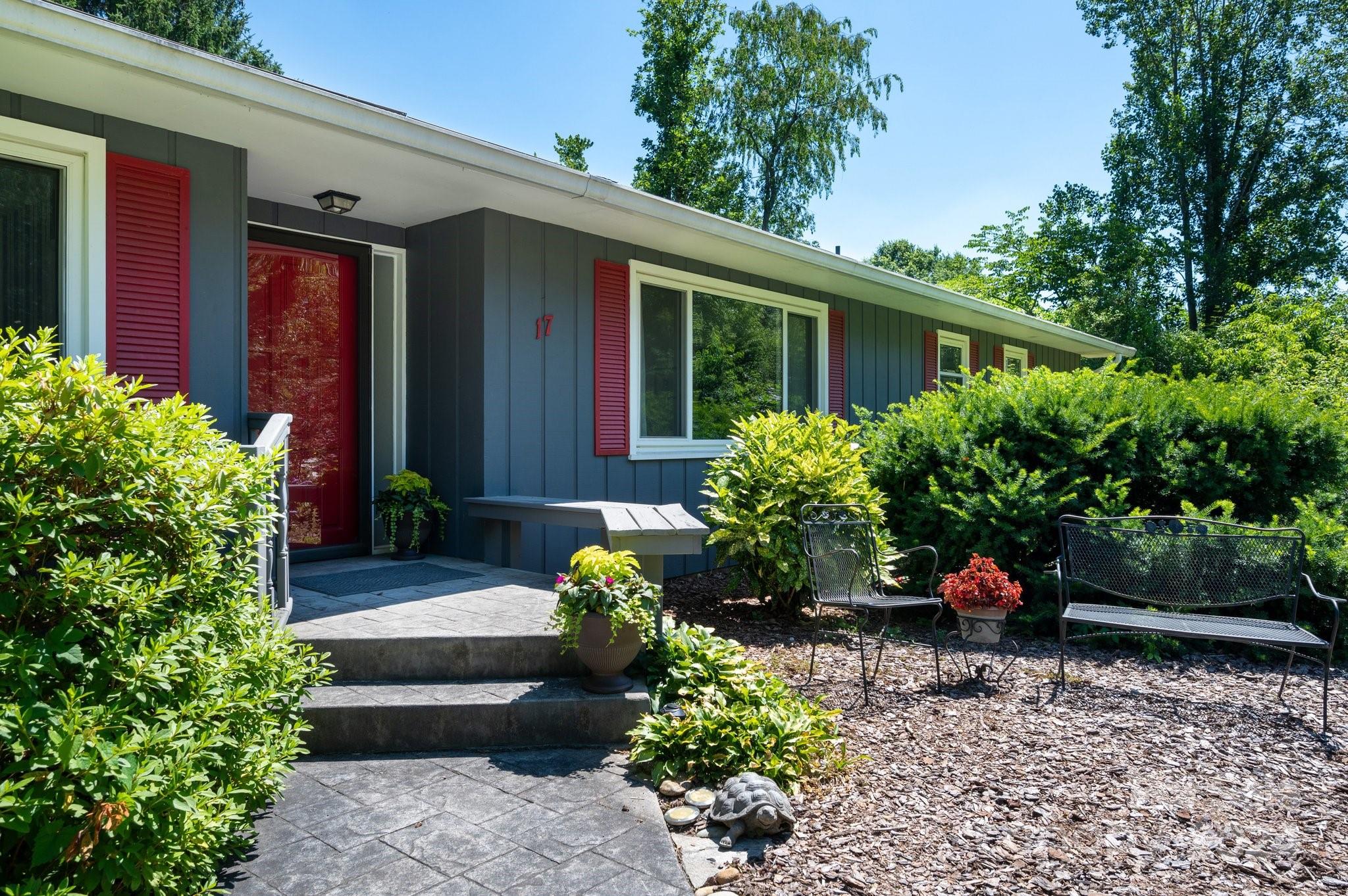 17 Braddock Way Asheville NC 28803