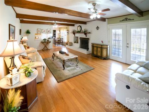 1015 Woodbine Place NE Lenoir NC 28645