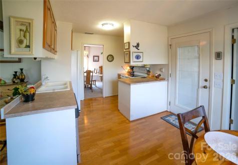 1015 Woodbine Place NE Lenoir NC 28645