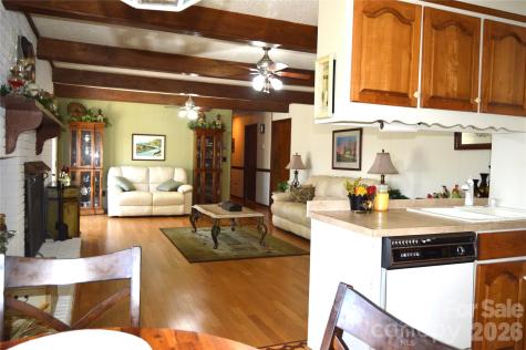 1015 Woodbine Place NE Lenoir NC 28645