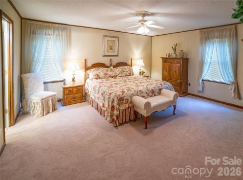 1015 Woodbine Place NE Lenoir NC 28645