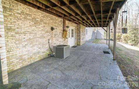 1015 Woodbine Place NE Lenoir NC 28645
