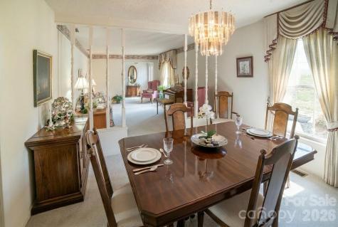1015 Woodbine Place NE Lenoir NC 28645